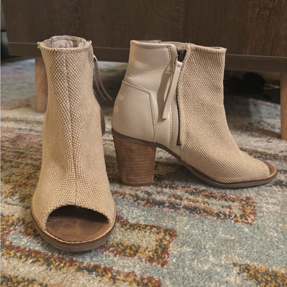 Toms Cream Peep-Toe Ankle Booties